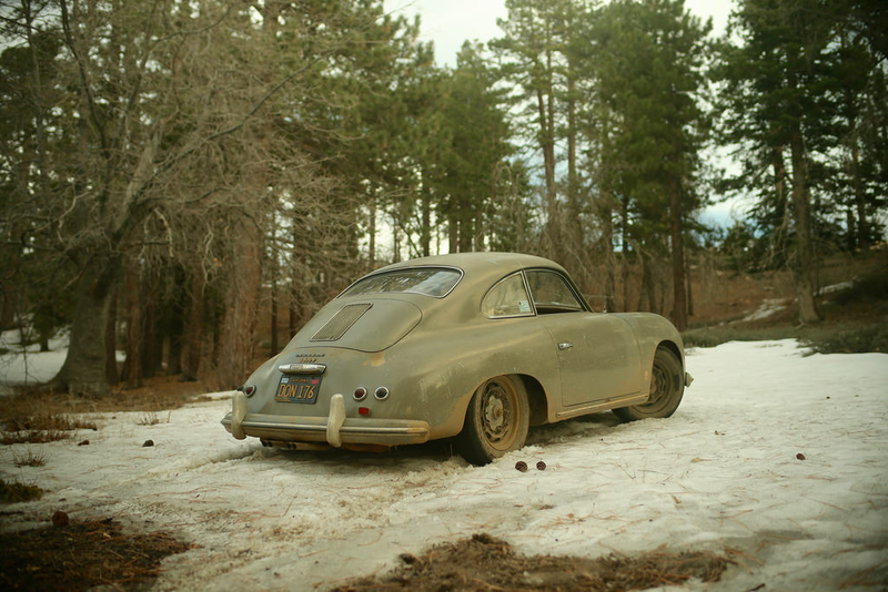Illustration for article titled Barn-Find Porsche 356 tackles 4x4 Trail from Joshua Tree to Big Bear | PRAEMIO